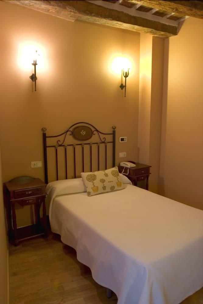 Hotel El Rincon Cuéllar Zewnętrze zdjęcie
